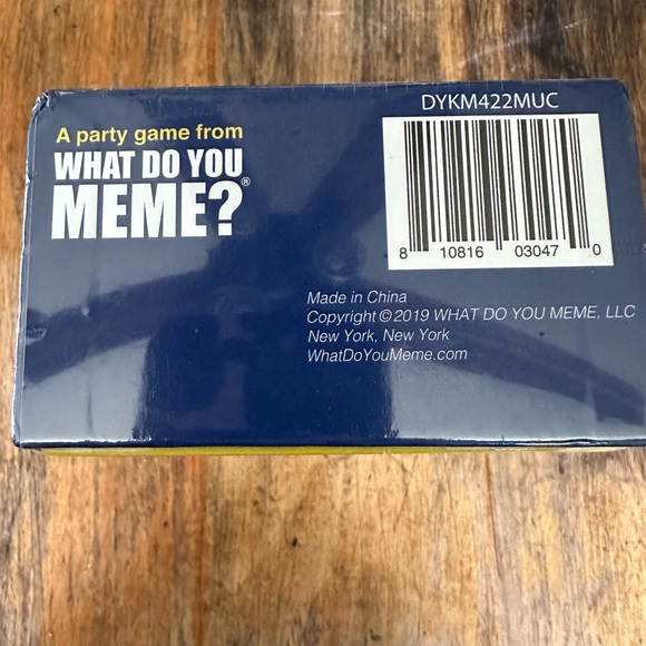 Do You Know Me? Party Game from What Do You Meme?Adult(17+)Card Game NEW - Picture 5 of 5